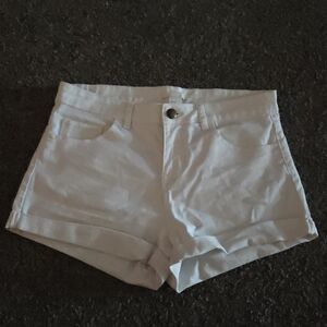 h&m white denim shorts